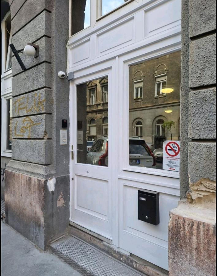 Aparthotel 7Dab Josika 4 Contactless Self Check-In Budapest Exterior foto